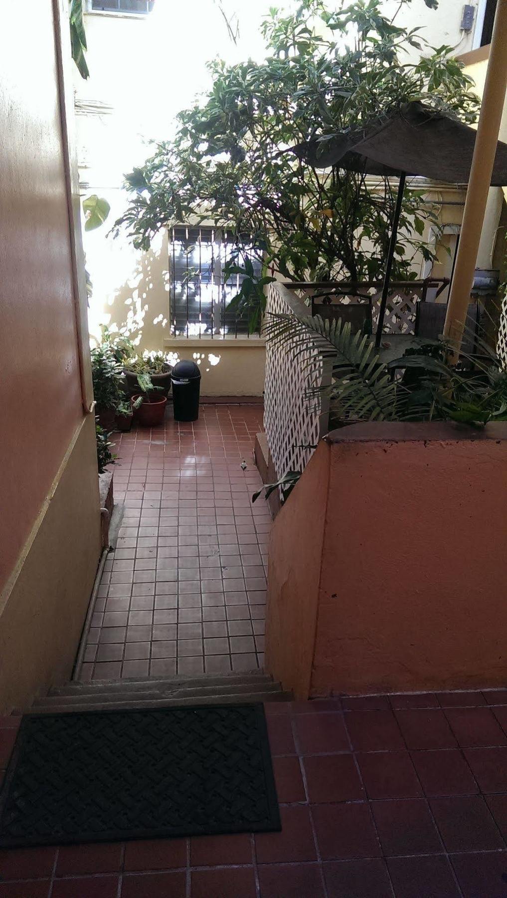 Midtown Guest House Charlotte Amalie Exteriör bild