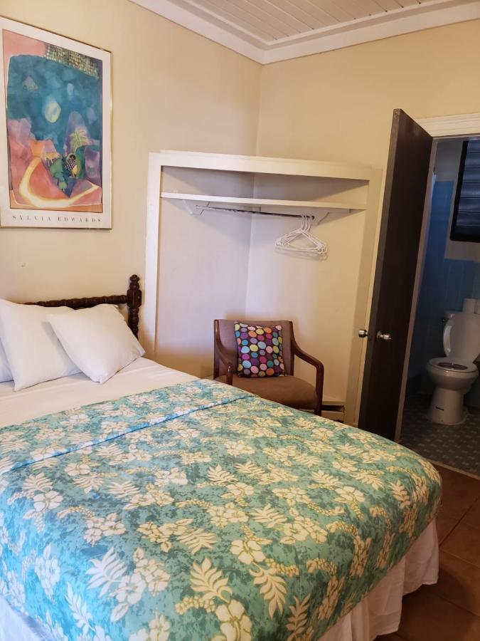 Midtown Guest House Charlotte Amalie Exteriör bild